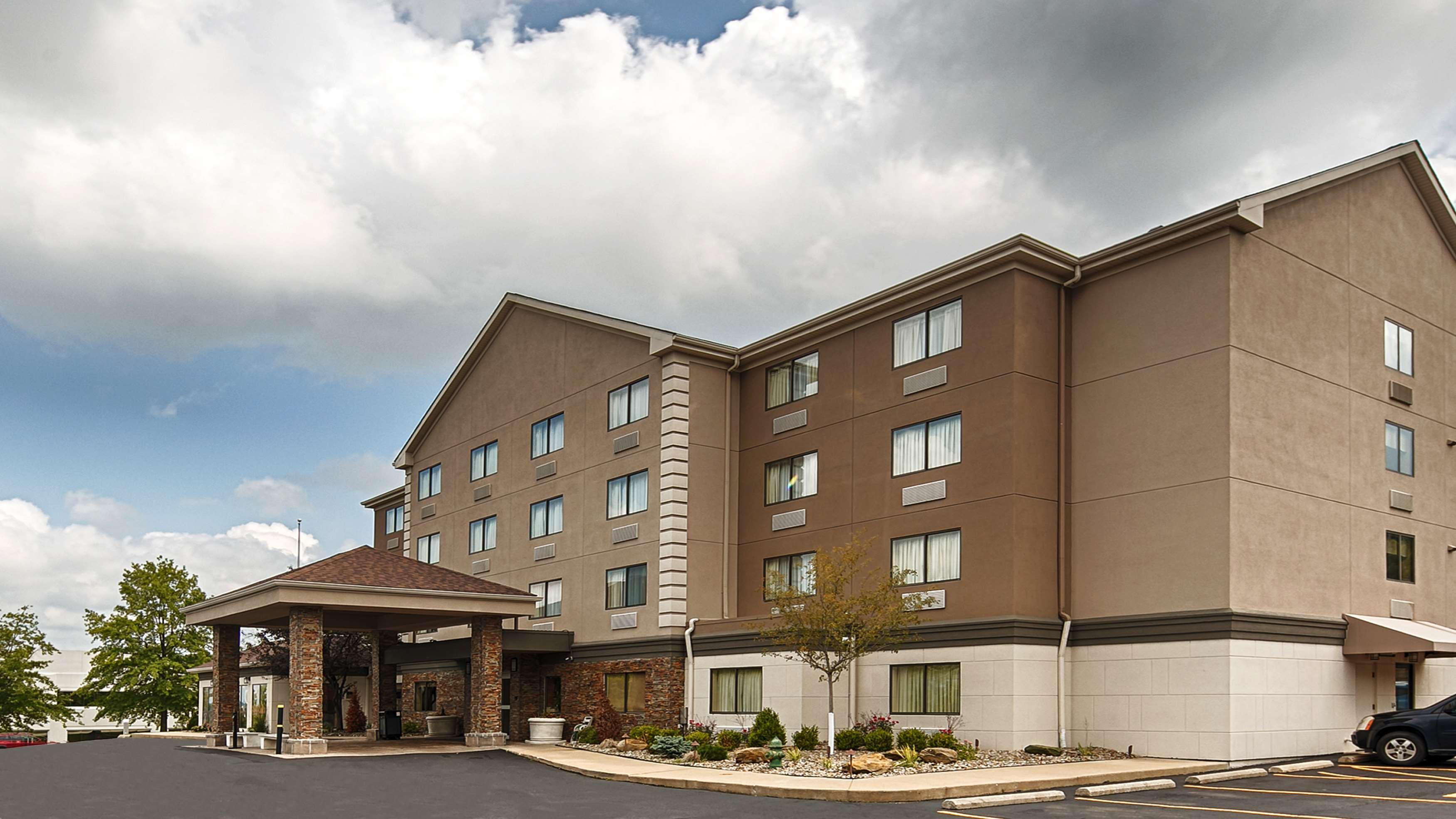 Comfort Inn & Suites Copley Akron Exterior foto