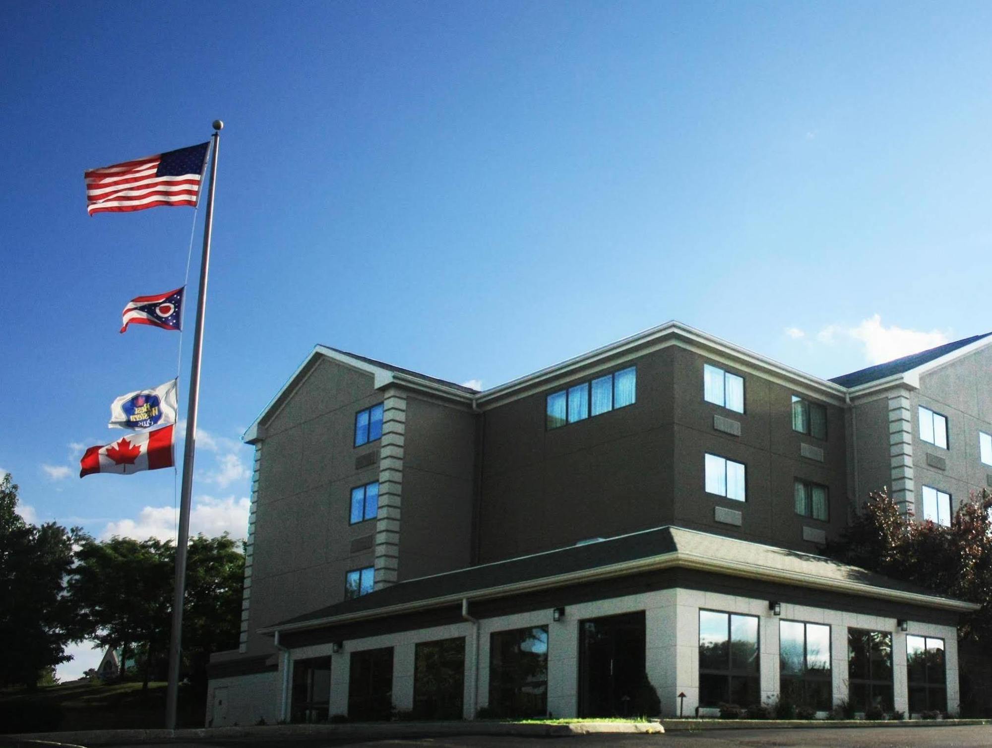 Comfort Inn & Suites Copley Akron Exterior foto